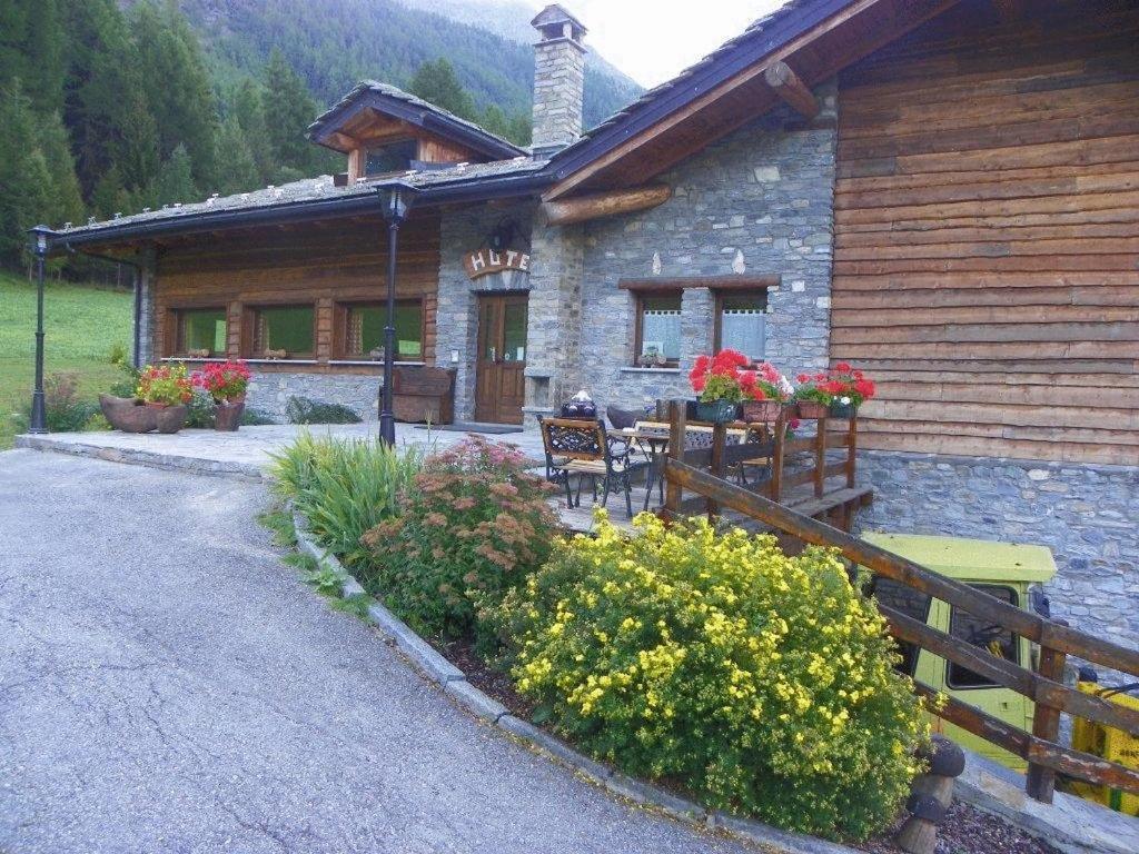 Hotel Les Granges La Thuile Kültér fotó