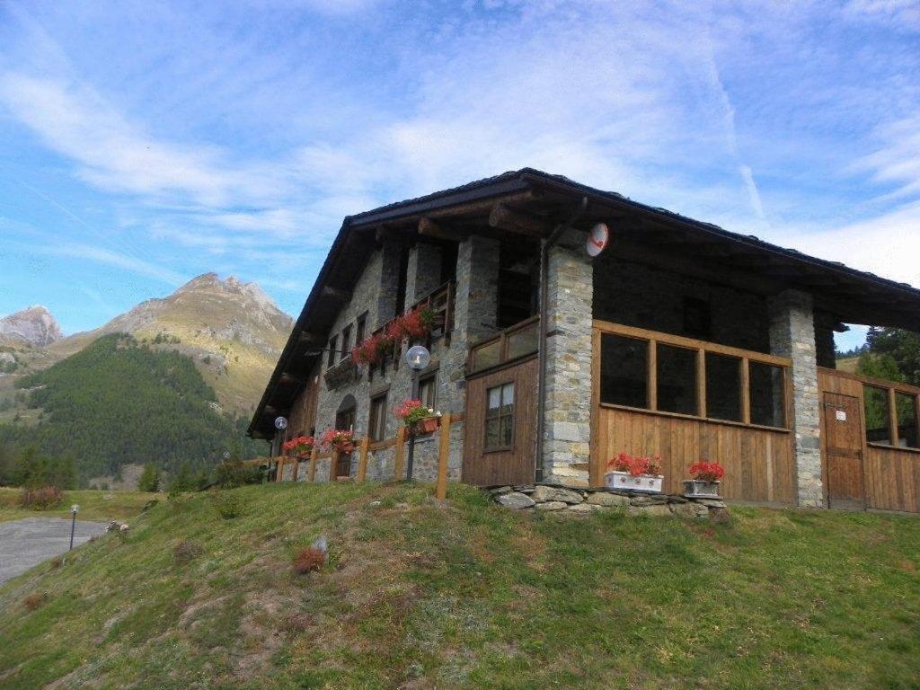 Hotel Les Granges La Thuile Kültér fotó