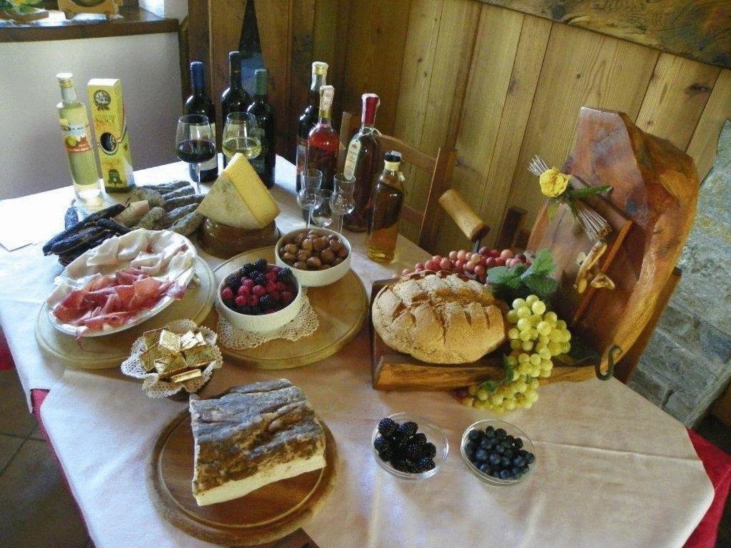 Hotel Les Granges La Thuile Kültér fotó