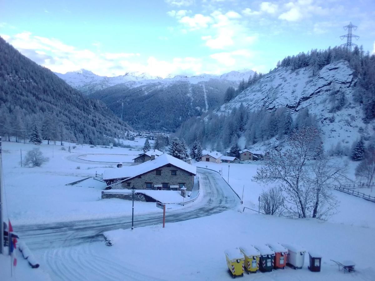 Hotel Les Granges La Thuile Kültér fotó