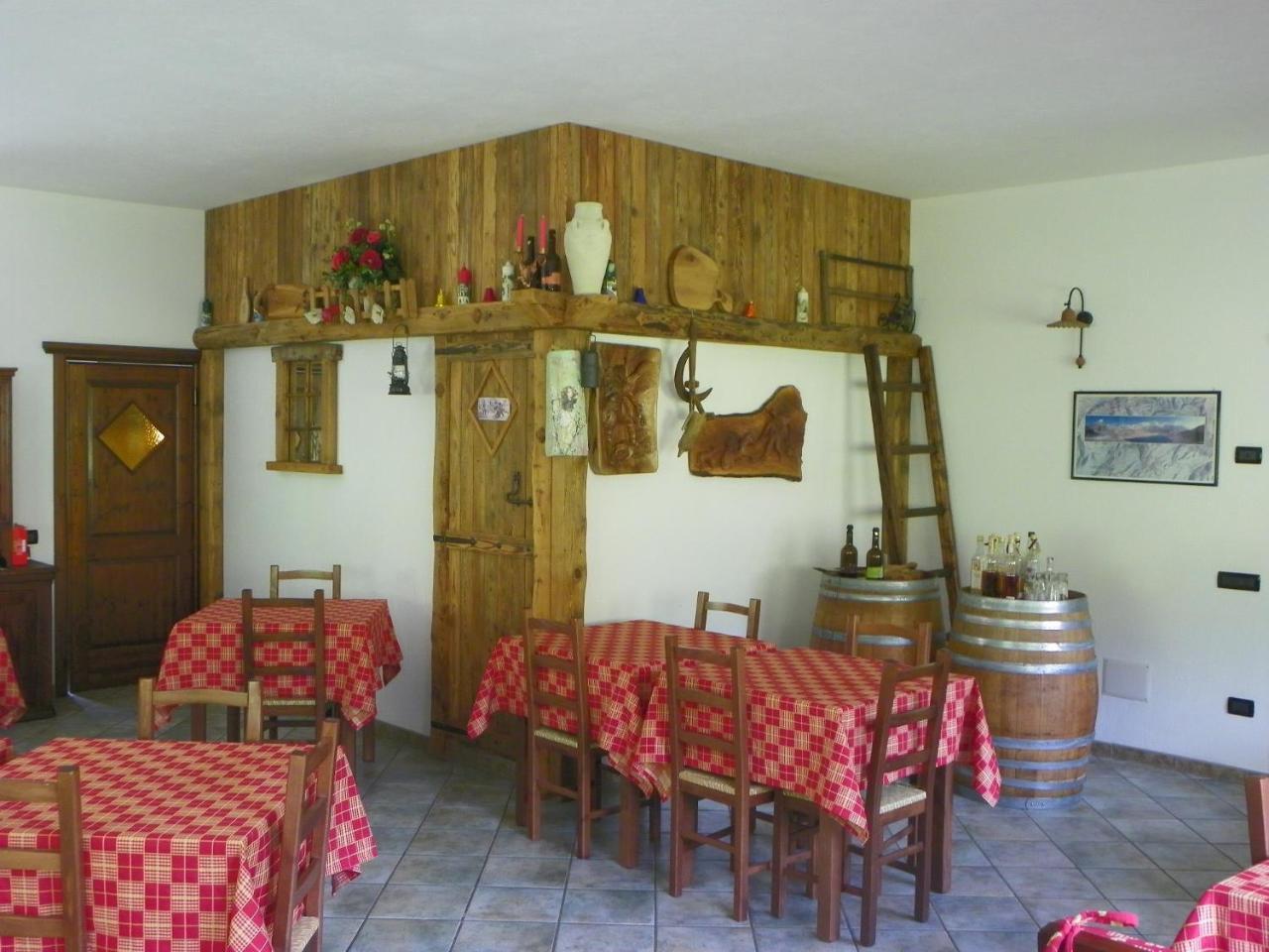 Hotel Les Granges La Thuile Kültér fotó