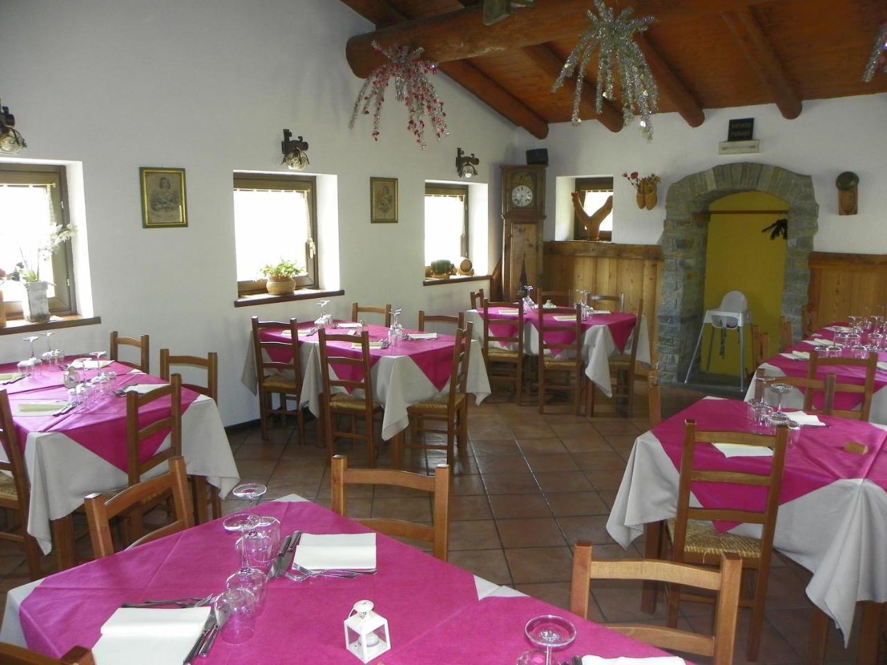 Hotel Les Granges La Thuile Kültér fotó